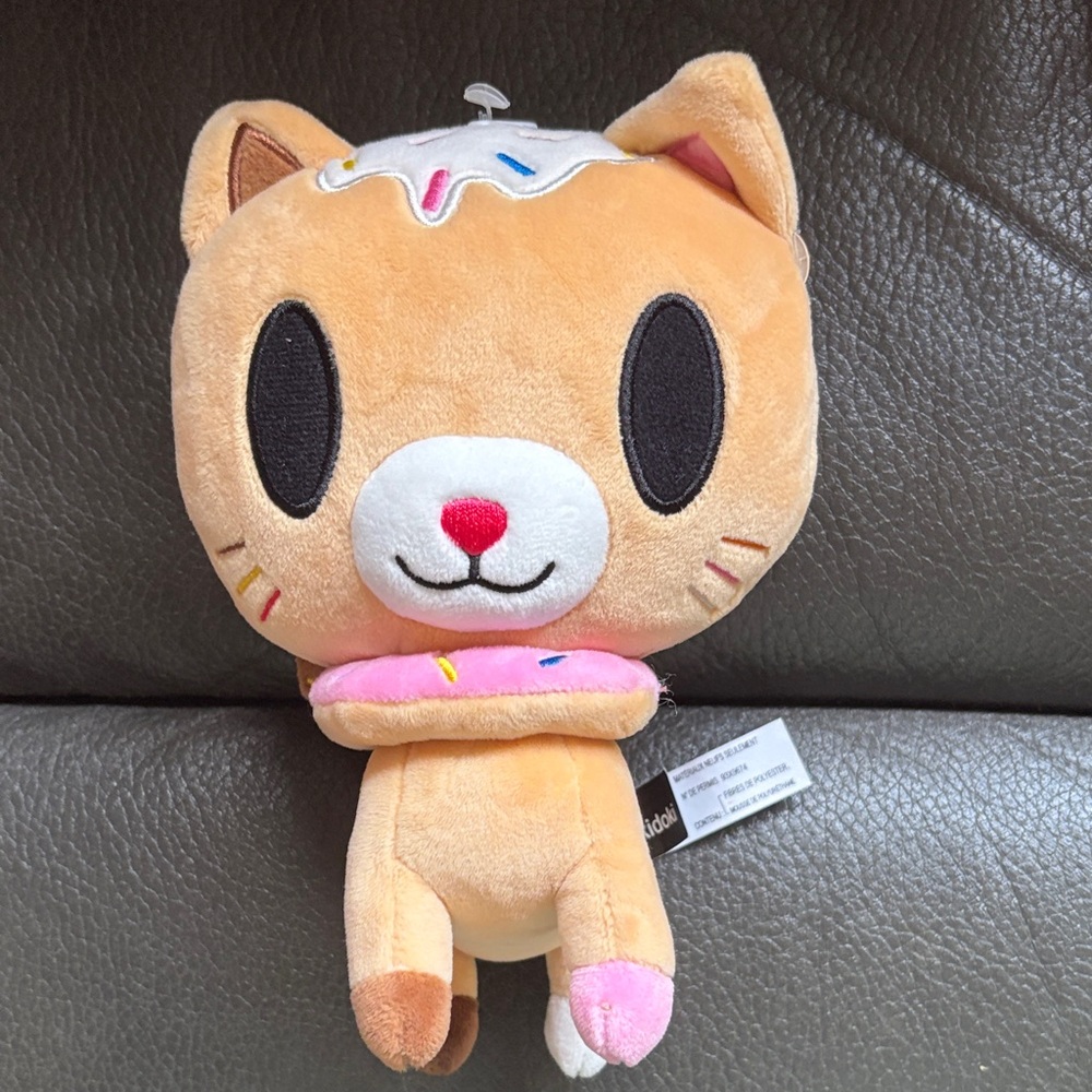 Tokidoki Donutella tan stuffed kittt with sprinkles